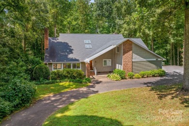 A spacious retreat nestled in the sought-after Shannon Acres on Statesville Country Club in North Carolina - for sale on GolfHomes.com, golf home, golf lot