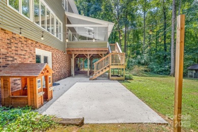 A spacious retreat nestled in the sought-after Shannon Acres on Statesville Country Club in North Carolina - for sale on GolfHomes.com, golf home, golf lot