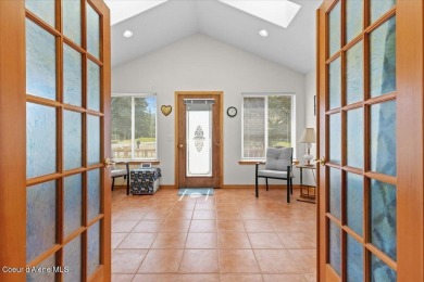 This great home sits on the Stoneridge Golf Course over looking on Stoneridge Golf Club in Idaho - for sale on GolfHomes.com, golf home, golf lot