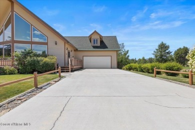 This great home sits on the Stoneridge Golf Course over looking on Stoneridge Golf Club in Idaho - for sale on GolfHomes.com, golf home, golf lot
