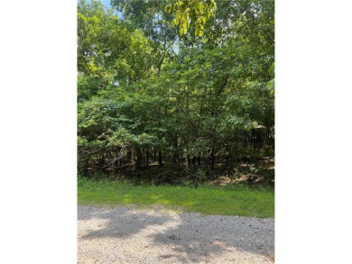 Make that dream of owning a lake property come true! Discover on Linn Valley Lakes - Deer Trace Golf Course in Kansas - for sale on GolfHomes.com, golf home, golf lot