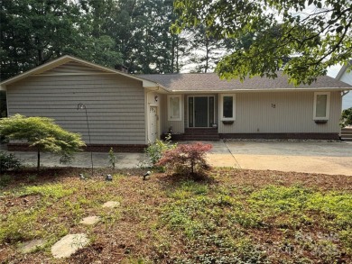 Updated Golf Course Home!This alluring 2,965 SF home is ideally on Marion Lake Club in North Carolina - for sale on GolfHomes.com, golf home, golf lot