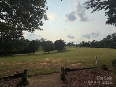 Updated Golf Course Home!This alluring 2,965 SF home is ideally on Marion Lake Club in North Carolina - for sale on GolfHomes.com, golf home, golf lot