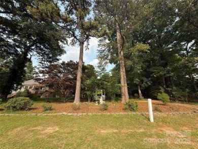 Updated Golf Course Home!This alluring 2,965 SF home is ideally on Marion Lake Club in North Carolina - for sale on GolfHomes.com, golf home, golf lot
