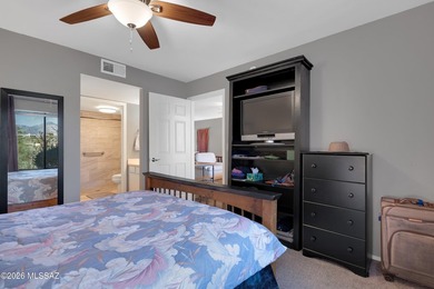 Beautiful quaint condo in the heart of the Foothills! on The Lodge at Ventana Canyon - Canyon  in Arizona - for sale on GolfHomes.com, golf home, golf lot