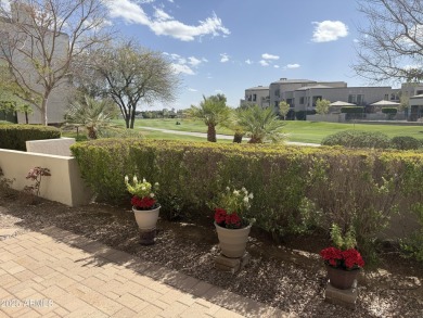 This beautifully updated first floor condo (no stairs) offers a on Arizona Biltmore Golf and Country Club in Arizona - for sale on GolfHomes.com, golf home, golf lot