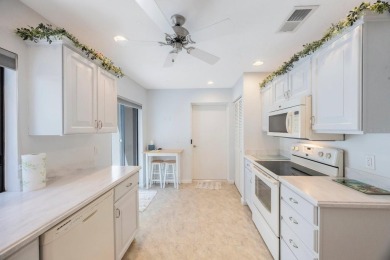 MOVE IN READY!! Discover the perfect blend of comfort and on IMG Academies Golf and Country Club in Florida - for sale on GolfHomes.com, golf home, golf lot