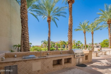 This beautifully updated first floor condo (no stairs) offers a on Arizona Biltmore Golf and Country Club in Arizona - for sale on GolfHomes.com, golf home, golf lot
