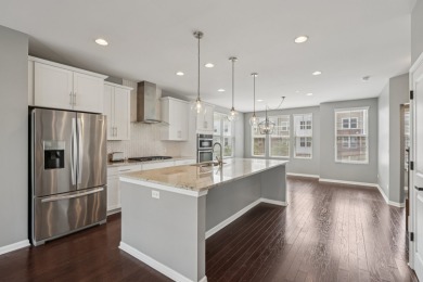 Welcome to this beautifully upgraded 3-bedroom, 3-story corner on Seven Bridges Golf Club in Illinois - for sale on GolfHomes.com, golf home, golf lot