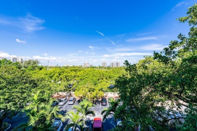 Perfect for  The Yacht Club of Aventura, 2 Bedroom 2 Bathroom on Turnberry Isle Resort and Club in Florida - for sale on GolfHomes.com, golf home, golf lot