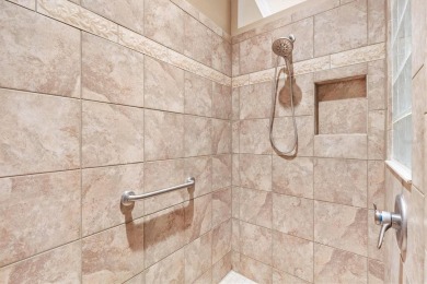 ROOM FOR A POOL! GORGEOUS 3 Bedroom, 2 Bath LILY DESIGNER 2154 on Pennbrooke Fairways in Florida - for sale on GolfHomes.com, golf home, golf lot