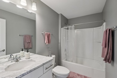 Welcome to this beautifully upgraded 3-bedroom, 3-story corner on Seven Bridges Golf Club in Illinois - for sale on GolfHomes.com, golf home, golf lot