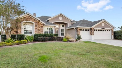 Welcome to 9095 Laurel Ridge Drive! This executive estate style on Country Club of Mount Dora in Florida - for sale on GolfHomes.com, golf home, golf lot