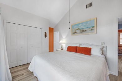 Roomy and meticulously maintained 3 Bedroom/2  Bathroom on Key West Golf Club in Florida - for sale on GolfHomes.com, golf home, golf lot