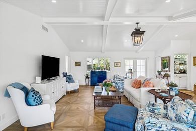 Beautifully remodeled 3 bedroom 3 bath villa with garage in the on Quail Ridge Golf Course and Country Club in Florida - for sale on GolfHomes.com, golf home, golf lot