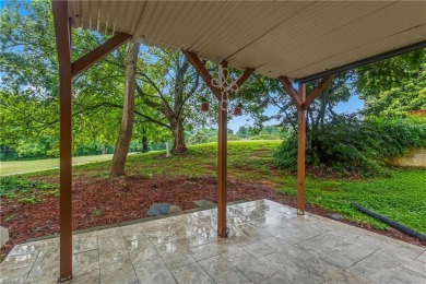 Charming Townhome w/Golf Course Views in Heather Hills! Welcome on Heather Hills Golf Course in North Carolina - for sale on GolfHomes.com, golf home, golf lot