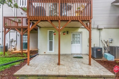 Charming Townhome w/Golf Course Views in Heather Hills! Welcome on Heather Hills Golf Course in North Carolina - for sale on GolfHomes.com, golf home, golf lot