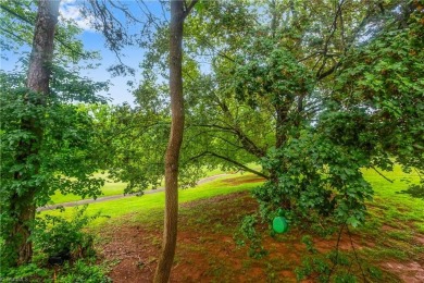 Charming Townhome w/Golf Course Views in Heather Hills! Welcome on Heather Hills Golf Course in North Carolina - for sale on GolfHomes.com, golf home, golf lot