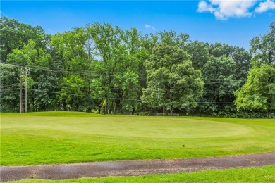 Charming Townhome w/Golf Course Views in Heather Hills! Welcome on Heather Hills Golf Course in North Carolina - for sale on GolfHomes.com, golf home, golf lot