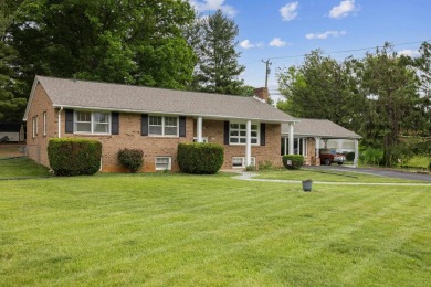 Spacious home with plenty of room to spread out. Nice brick home on Waynesboro Country Club in Virginia - for sale on GolfHomes.com, golf home, golf lot