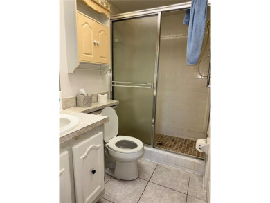 Make this BEAUTIFULLY FURNISHED well-kept 2-bedroom 2-bath in on Summertree Golf Course in Florida - for sale on GolfHomes.com, golf home, golf lot