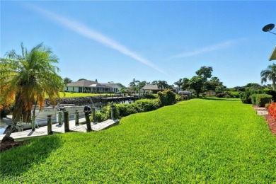 Located along the tranquil Caloosahatchee River, this on Riverbend Golf and Country Club in Florida - for sale on GolfHomes.com, golf home, golf lot