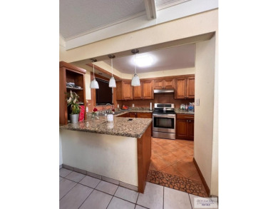 MAKE THIS NICE AND SPACIOUS 3BD 2 BATH GOLF VIEW CONDO YOUR VERY on Valley International Country Club - Valley in Texas - for sale on GolfHomes.com, golf home, golf lot