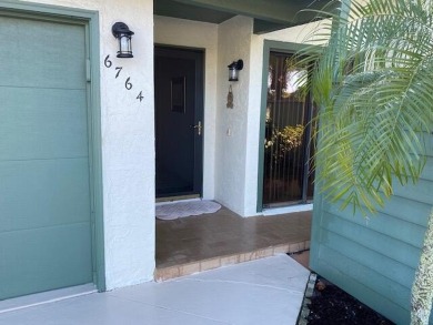 Enjoy sitting in the screened patio overlooking #3 fairway on on  in Florida - for sale on GolfHomes.com, golf home, golf lot