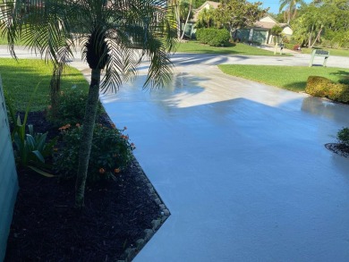 Enjoy sitting in the screened patio overlooking #3 fairway on on  in Florida - for sale on GolfHomes.com, golf home, golf lot