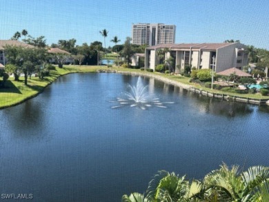 Fresh and Clean! 2 bedroom END unit on the 4th floor with great on The Landings Yacht, Golf and Tennis Club in Florida - for sale on GolfHomes.com, golf home, golf lot