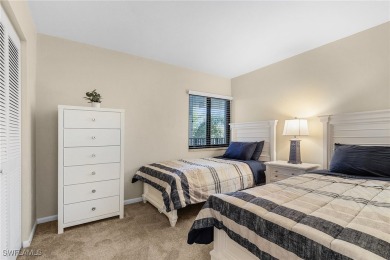 Fresh and Clean! 2 bedroom END unit on the 4th floor with great on The Landings Yacht, Golf and Tennis Club in Florida - for sale on GolfHomes.com, golf home, golf lot