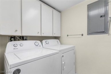 Fresh and Clean! 2 bedroom END unit on the 4th floor with great on The Landings Yacht, Golf and Tennis Club in Florida - for sale on GolfHomes.com, golf home, golf lot