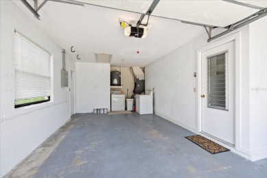 One or more photo(s) has been virtually staged. Move-in ready on Summertree Golf Course in Florida - for sale on GolfHomes.com, golf home, golf lot