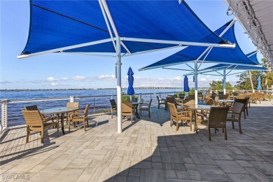 Fresh and Clean! 2 bedroom END unit on the 4th floor with great on The Landings Yacht, Golf and Tennis Club in Florida - for sale on GolfHomes.com, golf home, golf lot