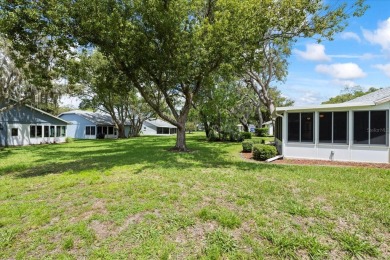 One or more photo(s) has been virtually staged. Move-in ready on Summertree Golf Course in Florida - for sale on GolfHomes.com, golf home, golf lot