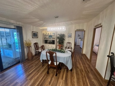 A well cared for 2 bedrooms, 2 bathrooms Palm Harbor home on the on Del Tura Golf and Country Club in Florida - for sale on GolfHomes.com, golf home, golf lot