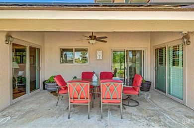 Take a look at this beautifully remodeled condo in a highly on Sundale Country Club in California - for sale on GolfHomes.com, golf home, golf lot
