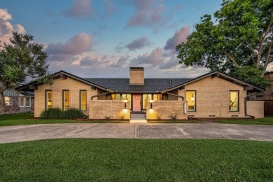 Welcome to 11426 Drummond - a fully renovated and updated on Dallas Athletic Club in Texas - for sale on GolfHomes.com, golf home, golf lot