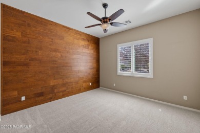 Beautiful 2-bedroom Plus Den Home In Quailwood Offering Stunning on Quail Wood Greens Golf Course in Arizona - for sale on GolfHomes.com, golf home, golf lot