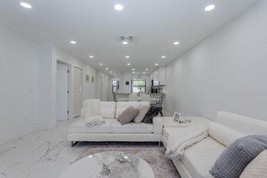 Stunning second-story condo in the prestigious Boca Lago Golf & on Boca Lago Golf and Country Club in Florida - for sale on GolfHomes.com, golf home, golf lot