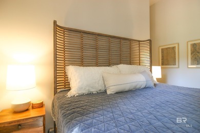 Immaculate, Move In Ready Golf Course Home. 3-bedroom, 2 on Lake Forest Yacht and Country Club in Alabama - for sale on GolfHomes.com, golf home, golf lot