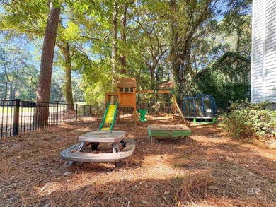 Immaculate, Move In Ready Golf Course Home. 3-bedroom, 2 on Lake Forest Yacht and Country Club in Alabama - for sale on GolfHomes.com, golf home, golf lot