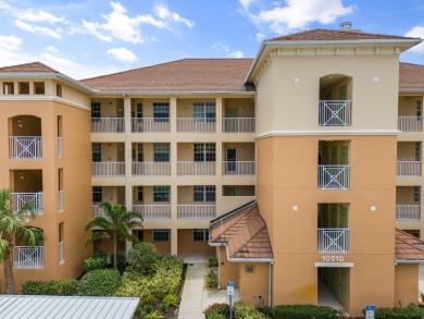 SELLER MOTIVATED. Turnkey charming 2-Bed, 2-Bath Condo in on Colonial Country Club in Florida - for sale on GolfHomes.com, golf home, golf lot