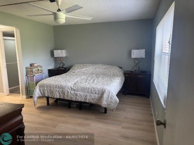 Very Nicely, well kept 2/2 first floor unit located in a 55+ on Sunrise Lakes Phase III in Florida - for sale on GolfHomes.com, golf home, golf lot