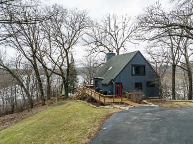 Welcome to Feather Trail, a four-bedroom, three-bathroom luxury on Apple Canyon Lake Golf Course in Illinois - for sale on GolfHomes.com, golf home, golf lot