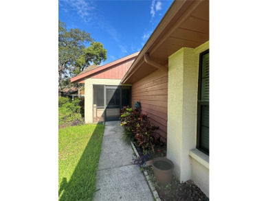 Welcome Home!  This charming 2 BR, 2 BA, 1 car garage is move-in on River Ridge Golf Club in Florida - for sale on GolfHomes.com, golf home, golf lot