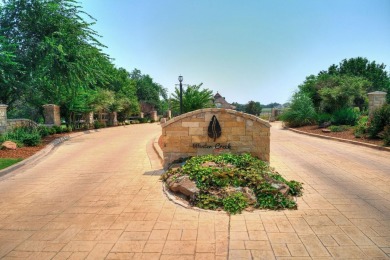 The luxurious details and functional layout of this new on Winter Creek Golf and Social Club in Oklahoma - for sale on GolfHomes.com, golf home, golf lot