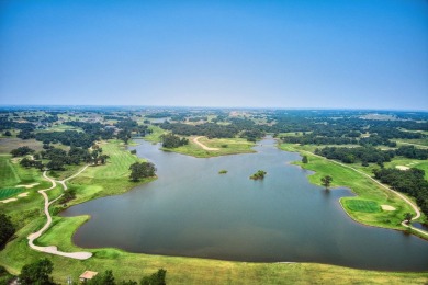 The luxurious details and functional layout of this new on Winter Creek Golf and Social Club in Oklahoma - for sale on GolfHomes.com, golf home, golf lot