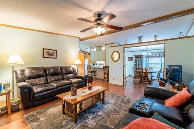 Welcome to this spacious 2-bedroom, 2-bath home located in a on Plantation Golf Club in Florida - for sale on GolfHomes.com, golf home, golf lot