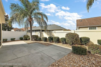 Live in the Heart of The Villages! This property is located in on Cane Garden Golf Course in Florida - for sale on GolfHomes.com, golf home, golf lot